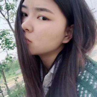传统女人的交友主页,女,45岁,离异单身,工作在