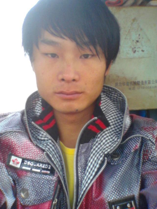 丑男孩 