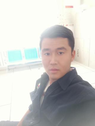 回族帅小伙