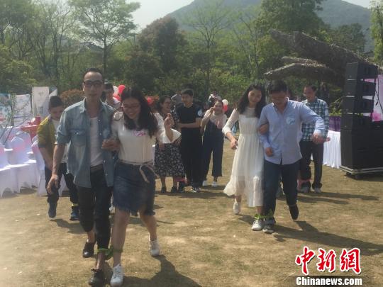 相亲活动现场。　宋唯岚 摄